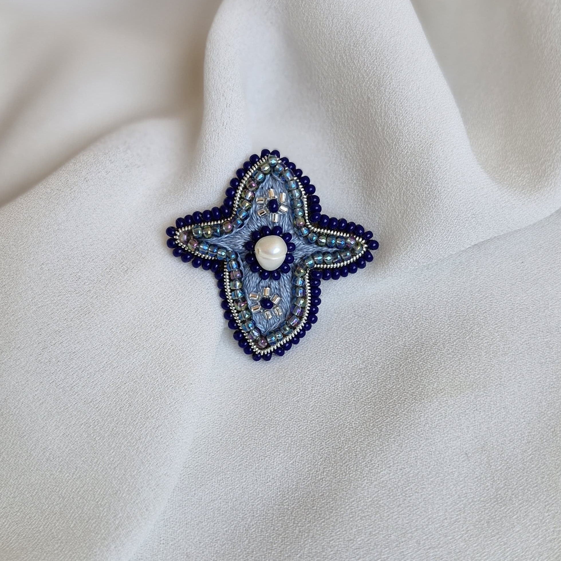 Prendedor mini azul