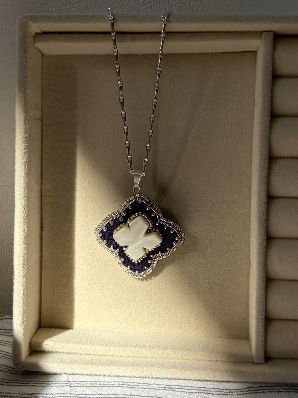 Collar Azul Nacar